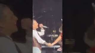 Ángela Aguilar y Christian Nodal se dan su primer beso en público [upl. by Aissert320]